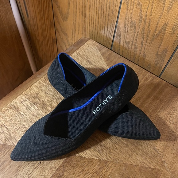 Rothy"s The Point Black Solid Flats -Size (8.5) -Good Condition - Picture 2 of 13